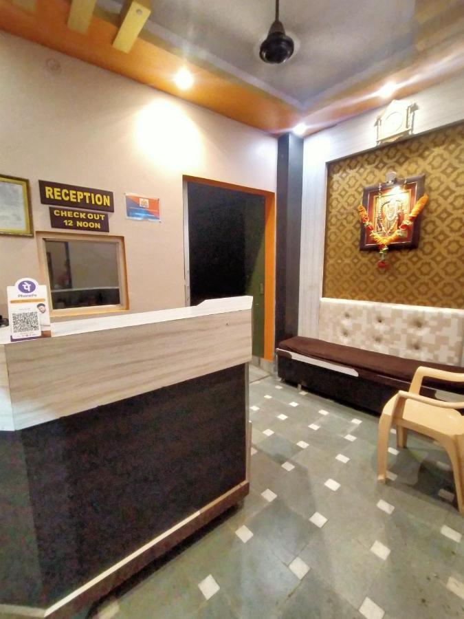 ורנאסי Hotel Aakash Ganga מראה חיצוני תמונה