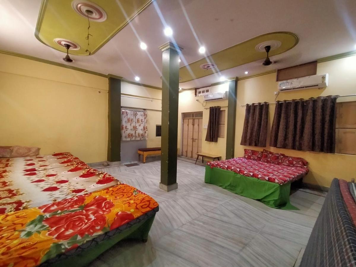 ורנאסי Hotel Aakash Ganga מראה חיצוני תמונה