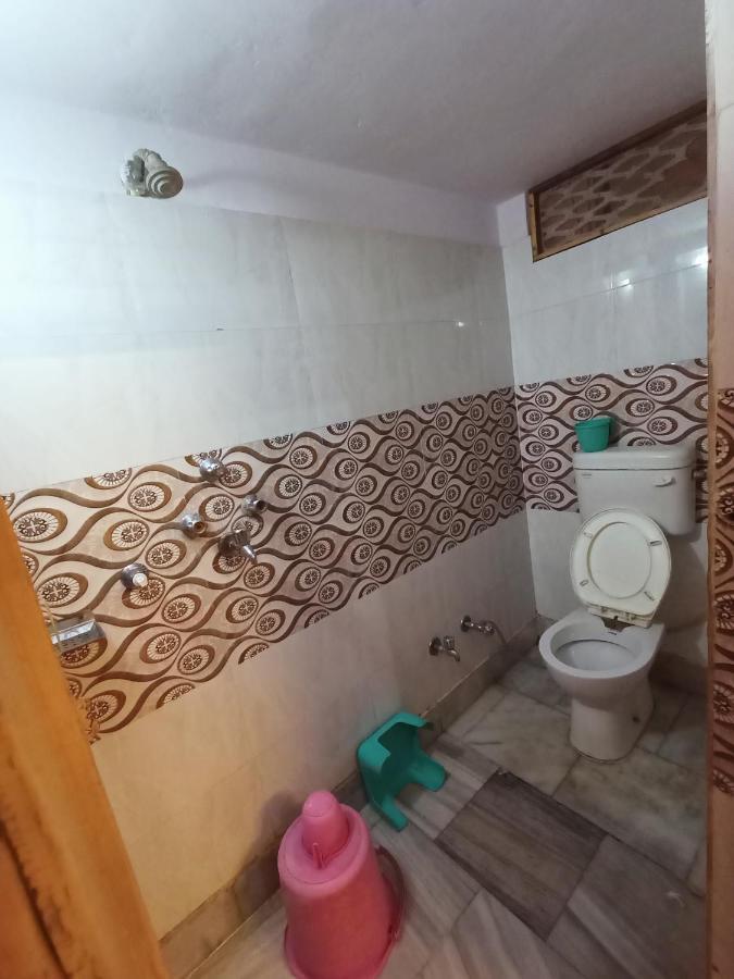 ורנאסי Hotel Aakash Ganga מראה חיצוני תמונה