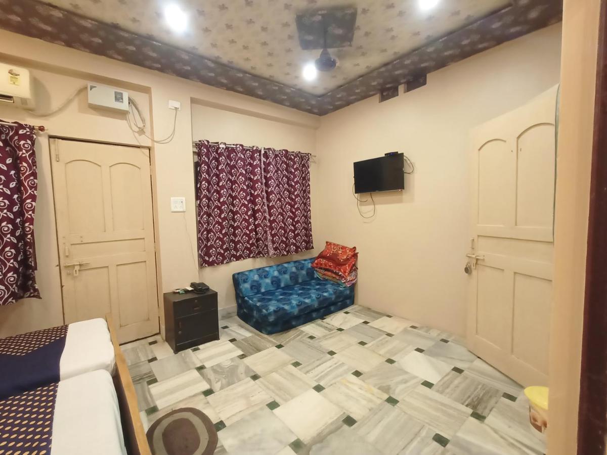 ורנאסי Hotel Aakash Ganga מראה חיצוני תמונה